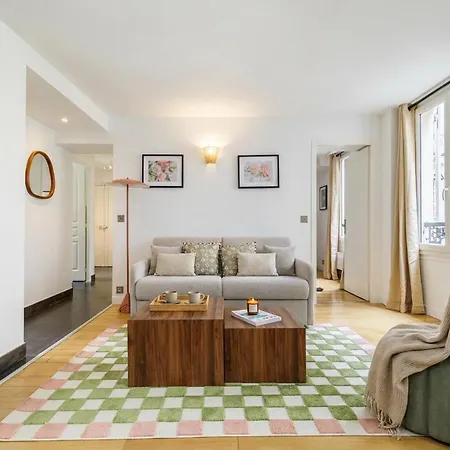 Furtivestay - Opera - Hanovre * Parijs